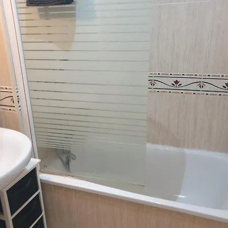 Apartamento Cozy Zona Turistica * פואנגירולה