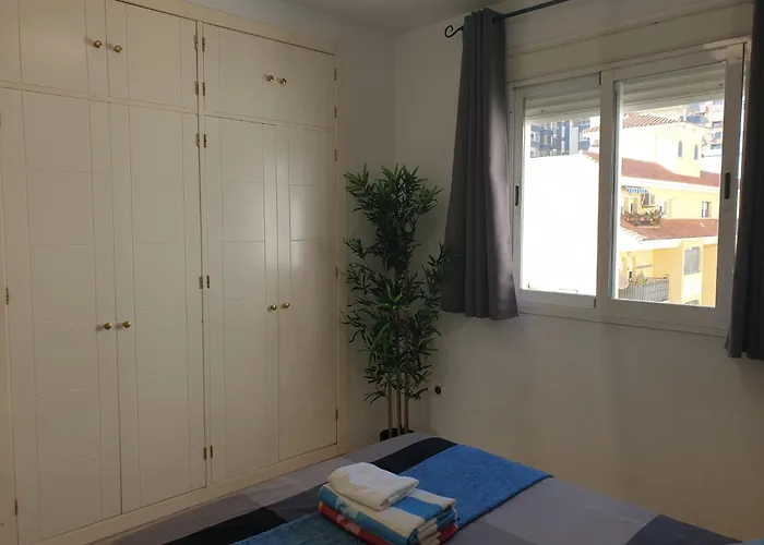 Apartamento Cozy Zona Turistica Фуэнхирола